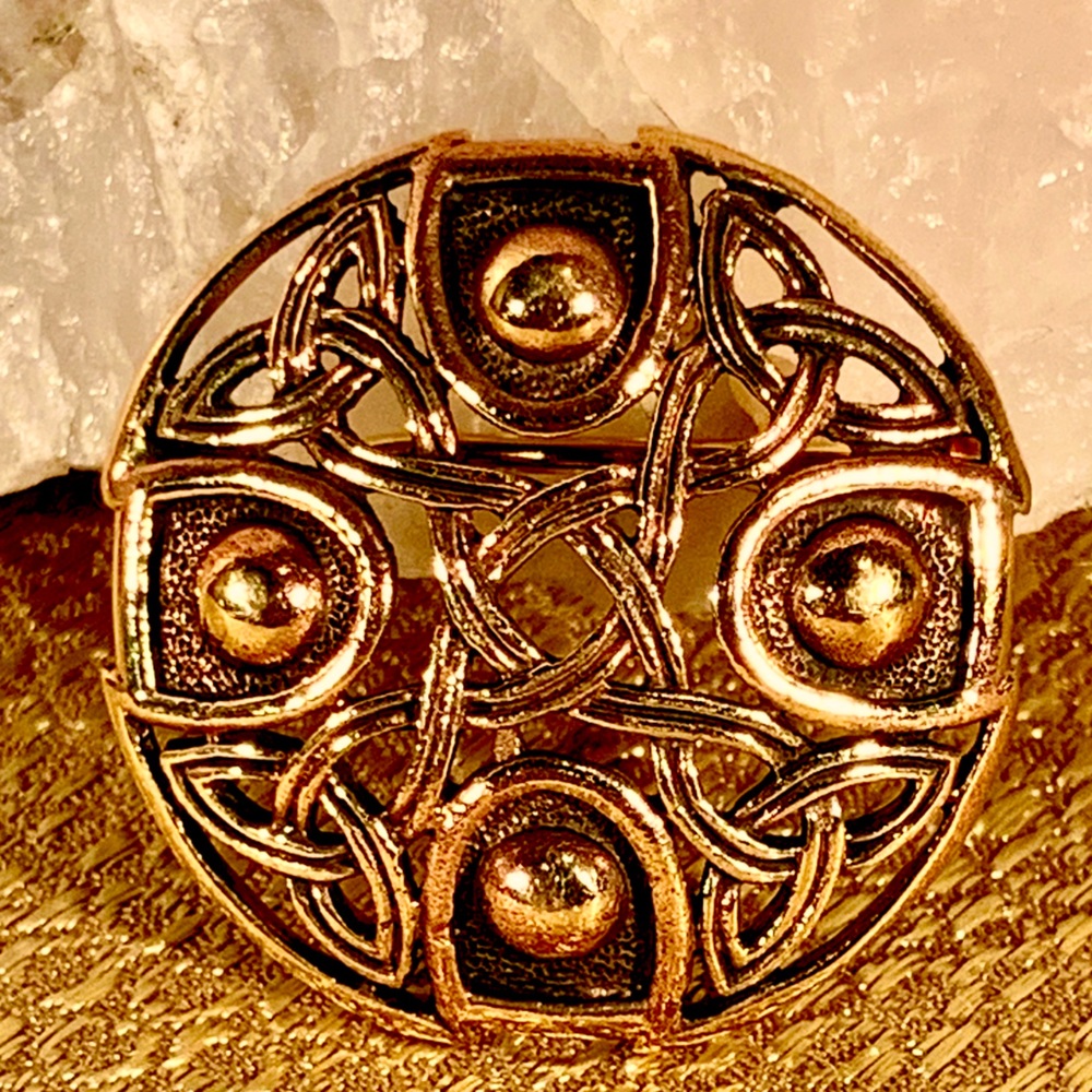 LynnAround Bronze Brooch/Pendant. 1.5” NWT